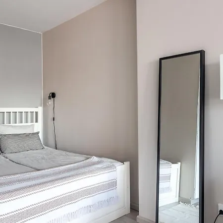 Huoneisto Bright & Spacious In Center Lahti